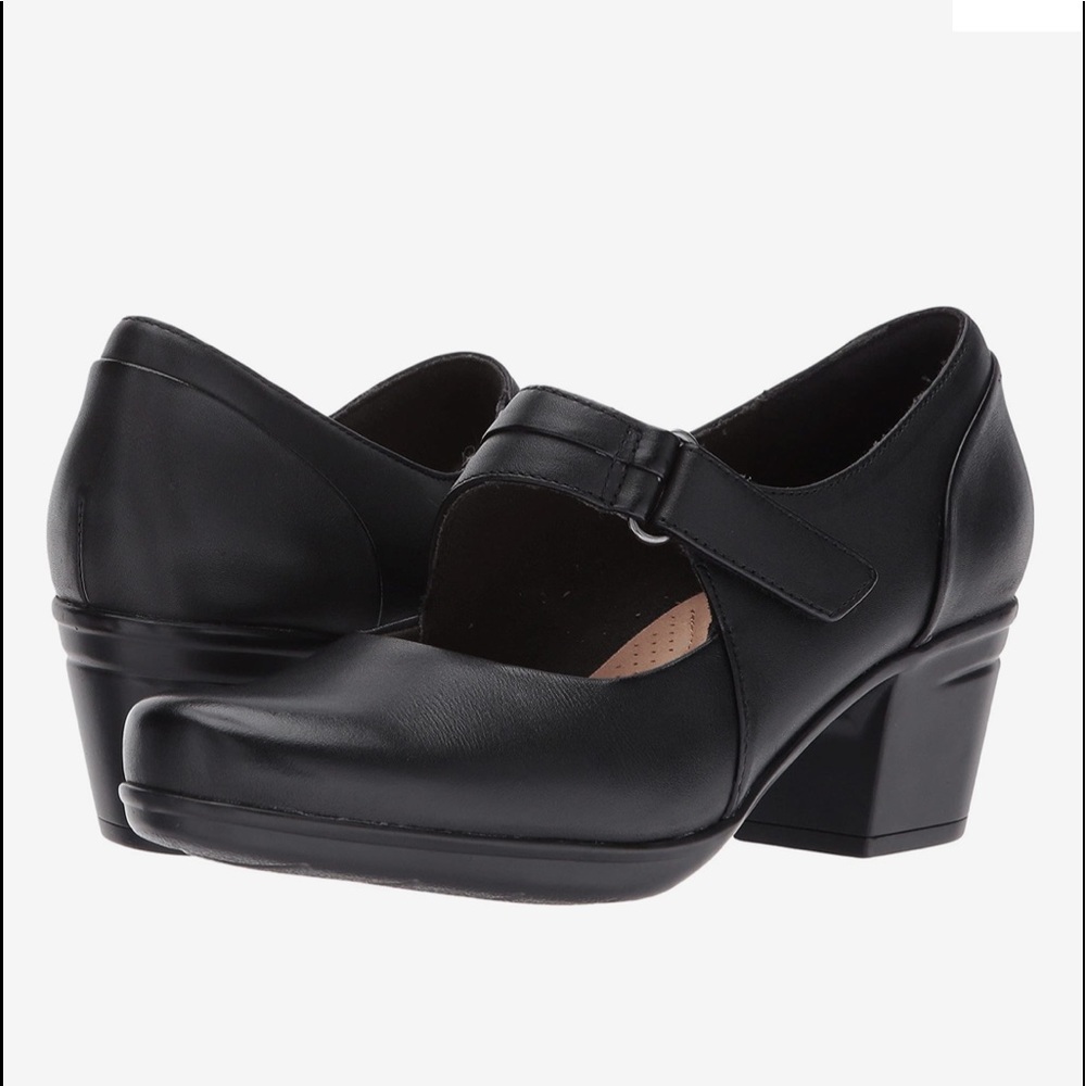 Clarks black leather Mary Jane Shoes